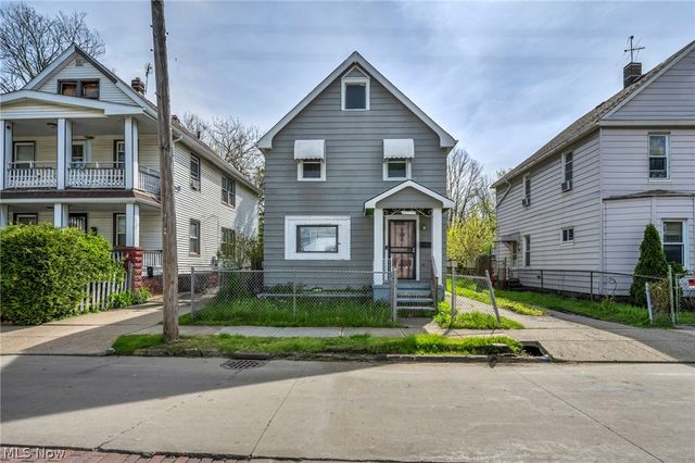 3069 E 67th Street, Cleveland, OH 44127