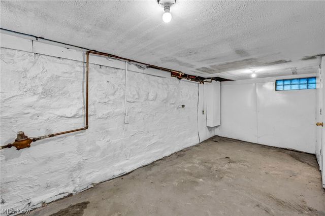 3069 E 67th Street, Cleveland, OH 44127