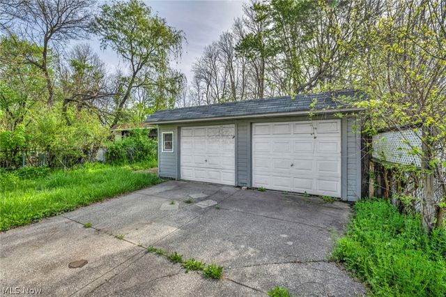 3069 E 67th Street, Cleveland, OH 44127