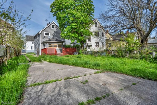 3069 E 67th Street, Cleveland, OH 44127