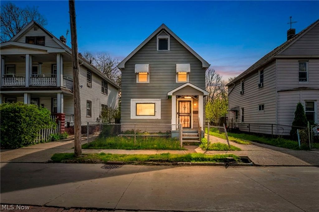 3069 E 67th Street, Cleveland, OH 44127