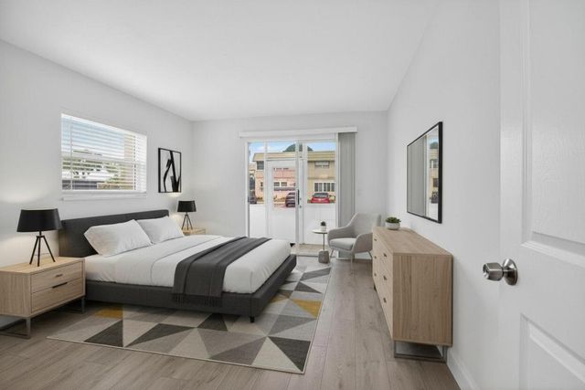 212 Monaco Way E, Delray Beach, FL 33446