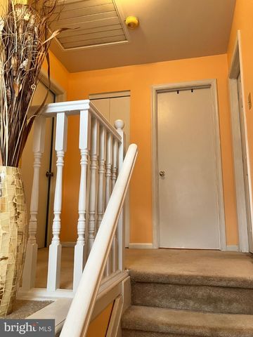 244 AUCKLAND DR, Newark, DE 19702