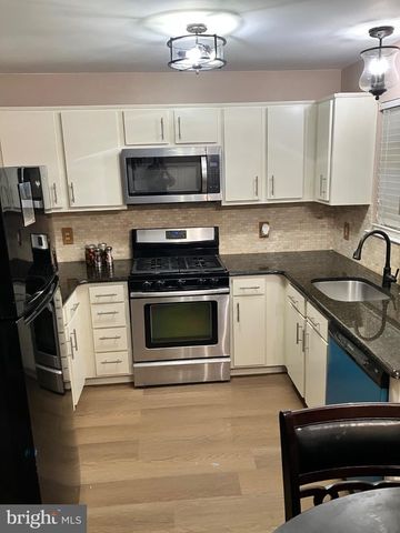 244 AUCKLAND DR, Newark, DE 19702