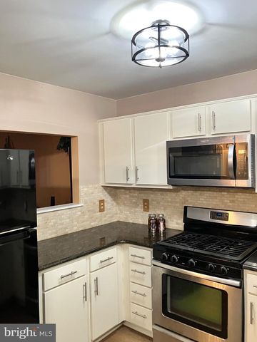244 AUCKLAND DR, Newark, DE 19702