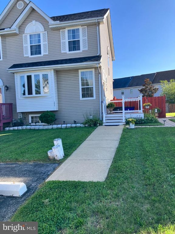 244 AUCKLAND DR, Newark, DE 19702
