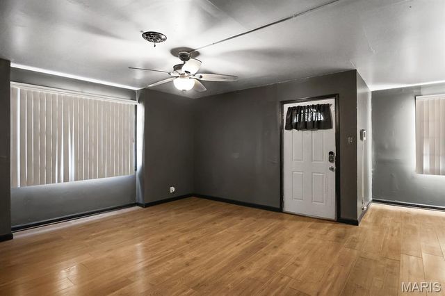 6900 Woodrow Avenue, Velda Village Hills, MO 63121