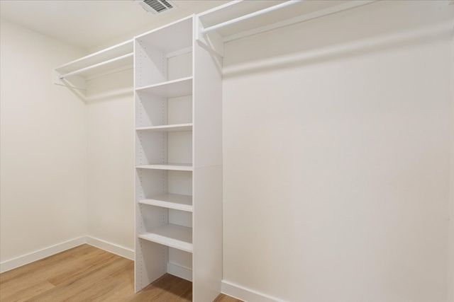 104 Kingsbury Way, Hewitt, TX 76643