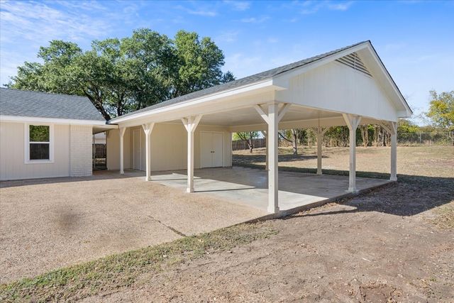 104 Kingsbury Way, Hewitt, TX 76643