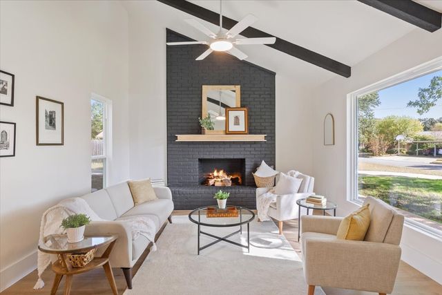 104 Kingsbury Way, Hewitt, TX 76643