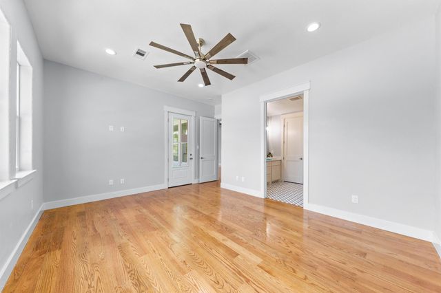 13 Caravelle Court, Galveston, TX 77554