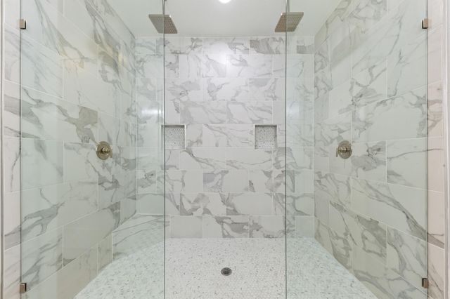 13 Caravelle Court, Galveston, TX 77554