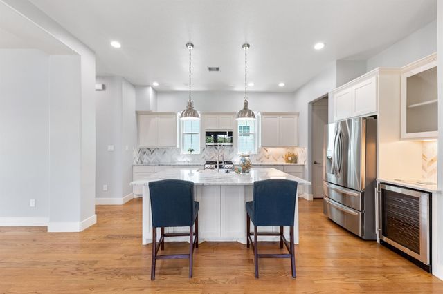 13 Caravelle Court, Galveston, TX 77554