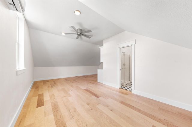 13 Caravelle Court, Galveston, TX 77554