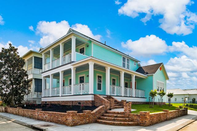 13 Caravelle Court, Galveston, TX 77554