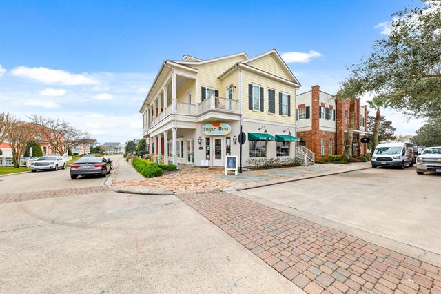 13 Caravelle Court, Galveston, TX 77554
