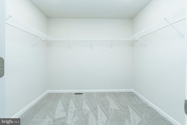 806 GREENWICH LN, Shippensburg, PA 17257