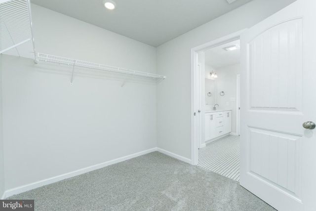 806 GREENWICH LN, Shippensburg, PA 17257