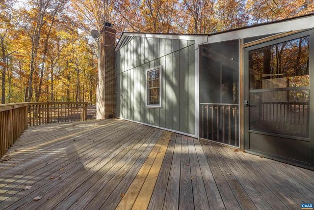 4802 MECHUNK RD, Keswick, VA 22947