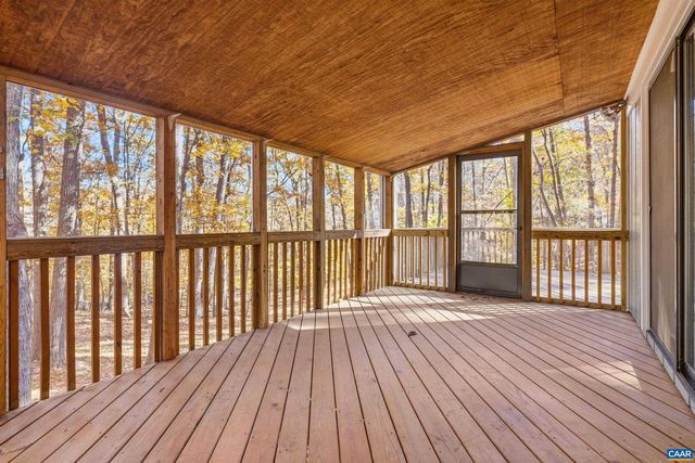 4802 MECHUNK RD, Keswick, VA 22947