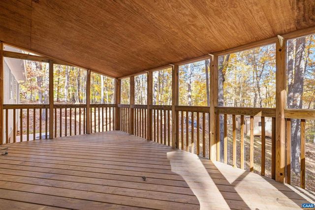 4802 MECHUNK RD, Keswick, VA 22947