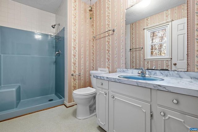 4802 MECHUNK RD, Keswick, VA 22947