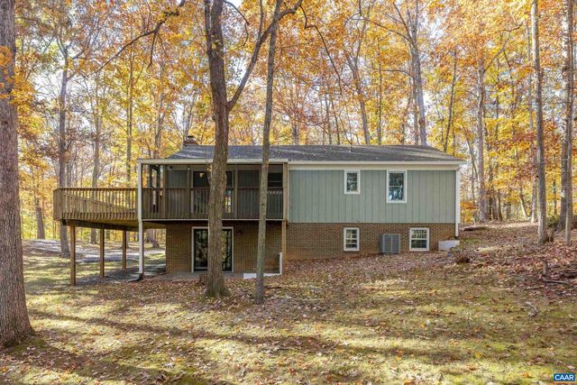 4802 MECHUNK RD, Keswick, VA 22947