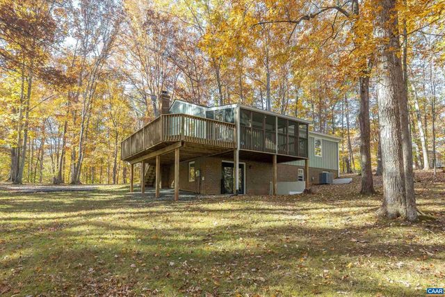 4802 MECHUNK RD, Keswick, VA 22947