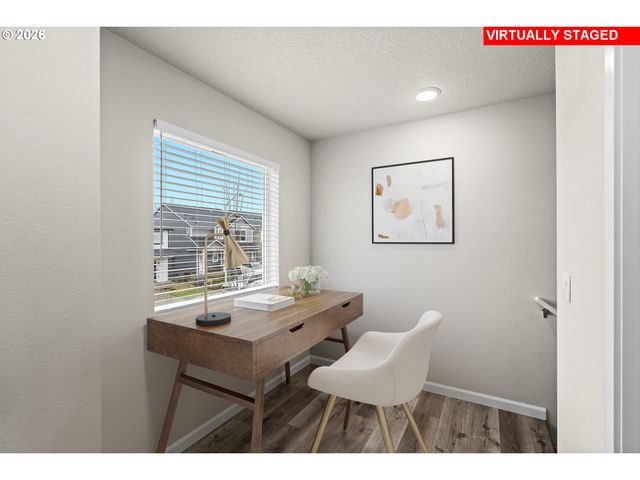 56 SHORE Dr, St Helens, OR 97051