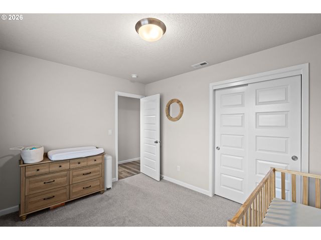 56 SHORE Dr, St Helens, OR 97051