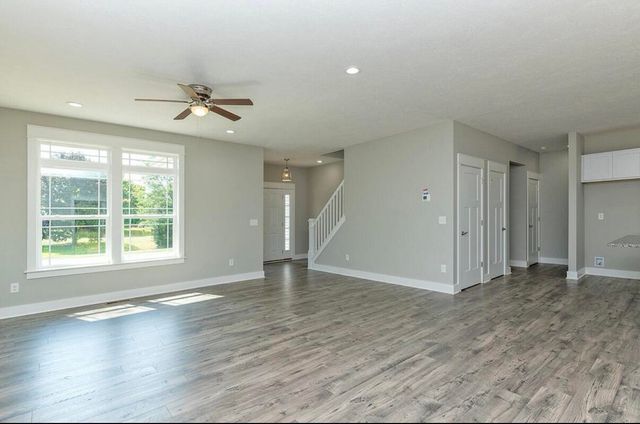 9 Aviara Oaks Parkway, Jackson, MI 49201
