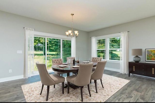 9 Aviara Oaks Parkway, Jackson, MI 49201