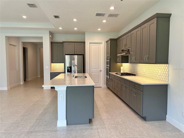 8313 TOPSAIL PLACE, Winter Garden, FL 34787