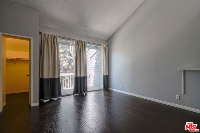 25595 Pine Creek Lane, Wilmington (los Angeles), CA 90744