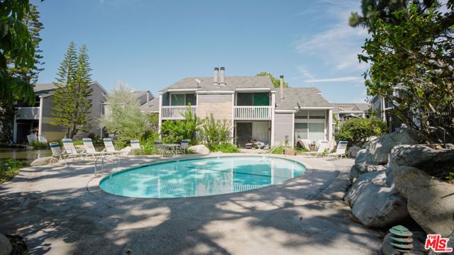 25595 Pine Creek Lane, Wilmington (los Angeles), CA 90744