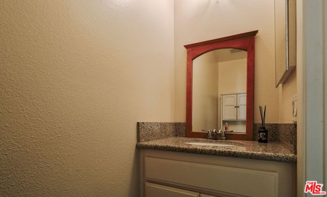 25595 Pine Creek Lane, Wilmington (los Angeles), CA 90744