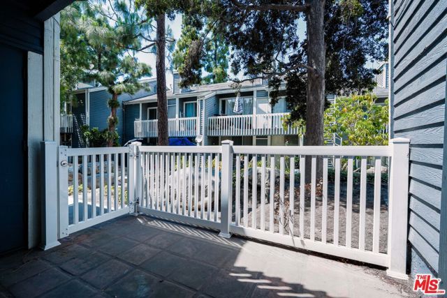 25595 Pine Creek Lane, Wilmington (los Angeles), CA 90744