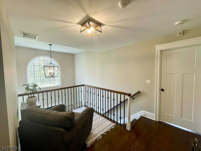 105 Orben Dr, Roxbury Twp., NJ 07850