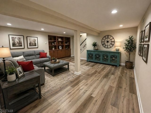 105 Orben Dr, Roxbury Twp., NJ 07850