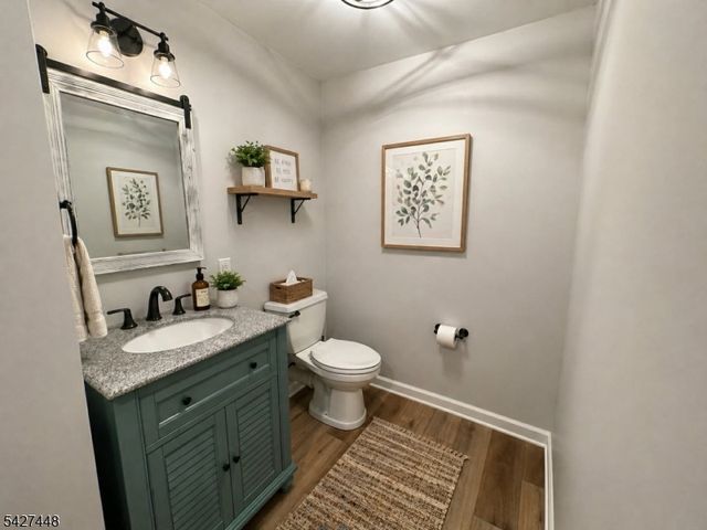 105 Orben Dr, Roxbury Twp., NJ 07850