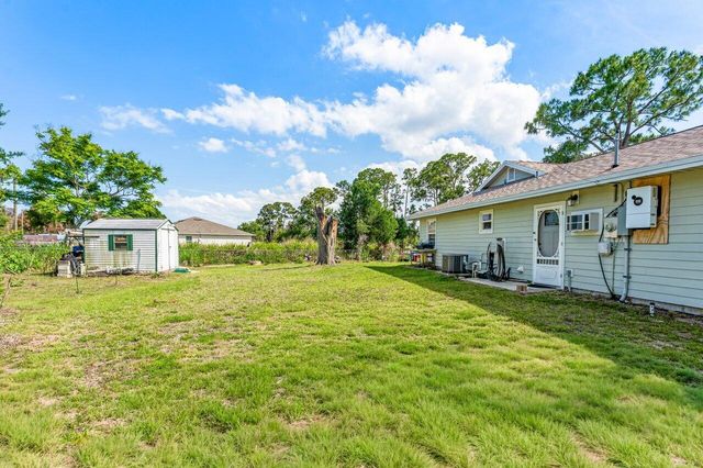 2411 SE Floresta Drive, Port St. Lucie, Port St Lucie, FL 34984