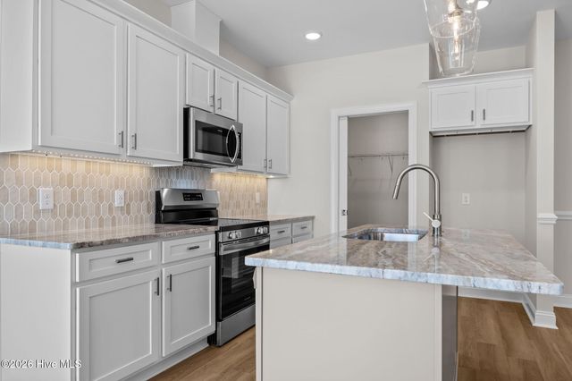 333 Mangrove Court, Ayden, NC 28513