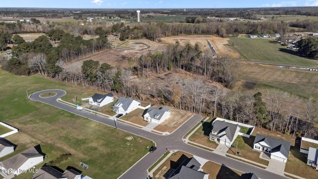 333 Mangrove Court, Ayden, NC 28513