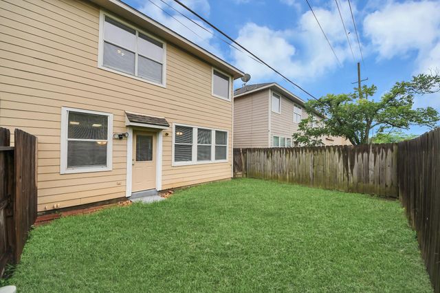 6019 Pennworth Lane, Houston, TX 77084
