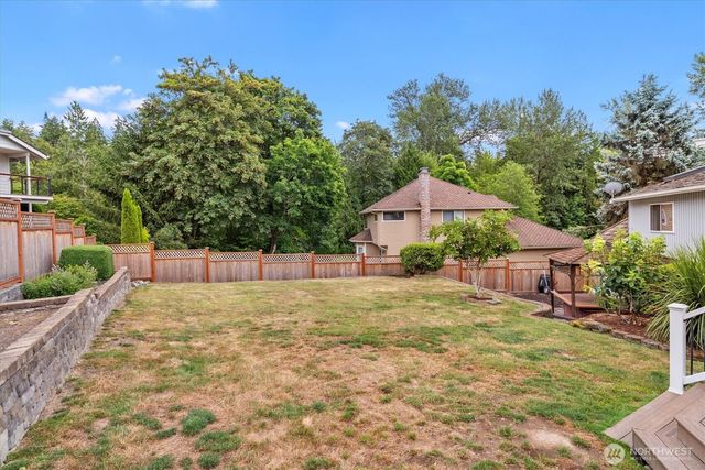 10512 SE 302nd Street, Auburn, WA 98092