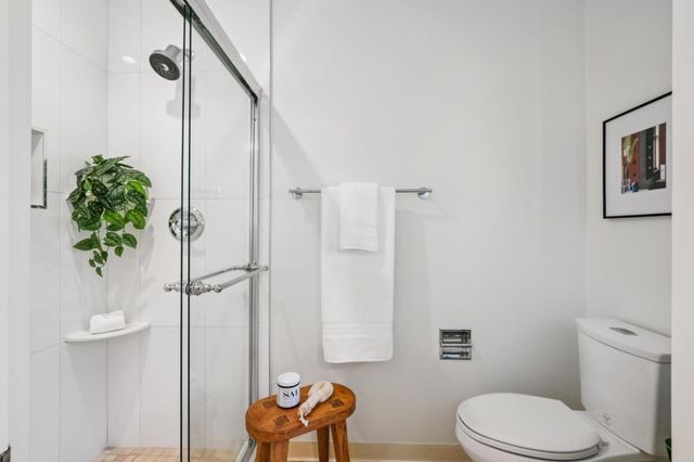 25845 Springhill Drive, Los Altos Hills, CA 94022