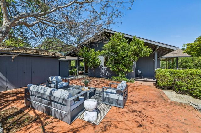25845 Springhill Drive, Los Altos Hills, CA 94022