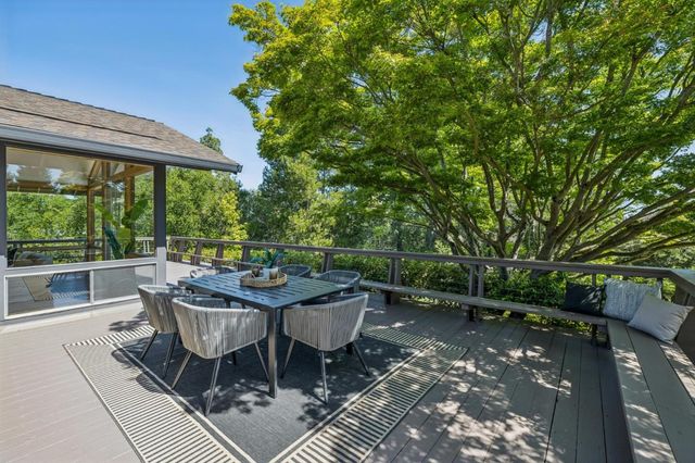 25845 Springhill Drive, Los Altos Hills, CA 94022