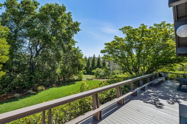 25845 Springhill Drive, Los Altos Hills, CA 94022