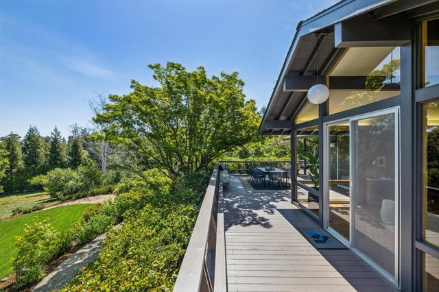 25845 Springhill Drive, Los Altos Hills, CA 94022